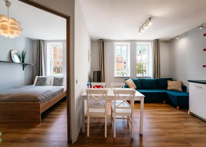 Nad Niebem Old Town By Stayly Апартаменты